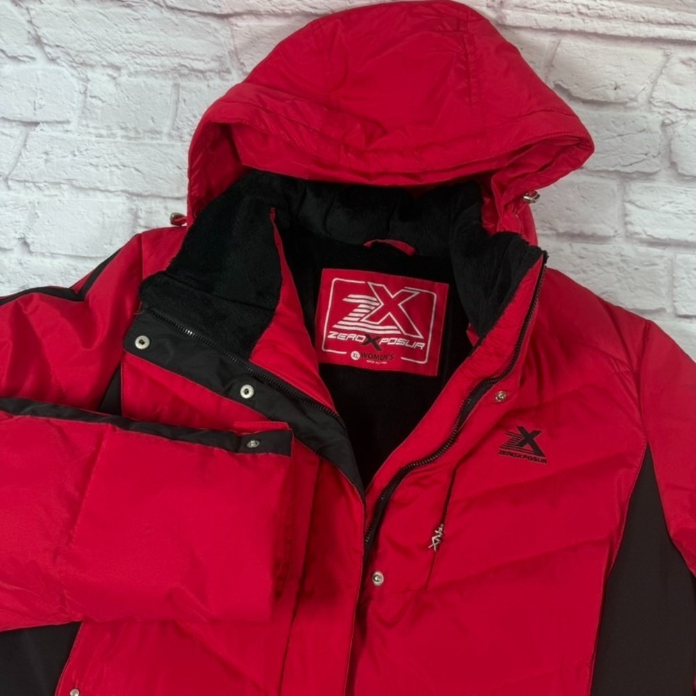 Zero XPOSUR Snowboarding Ski Jacket Women's XL Red Quilted Removable Hood